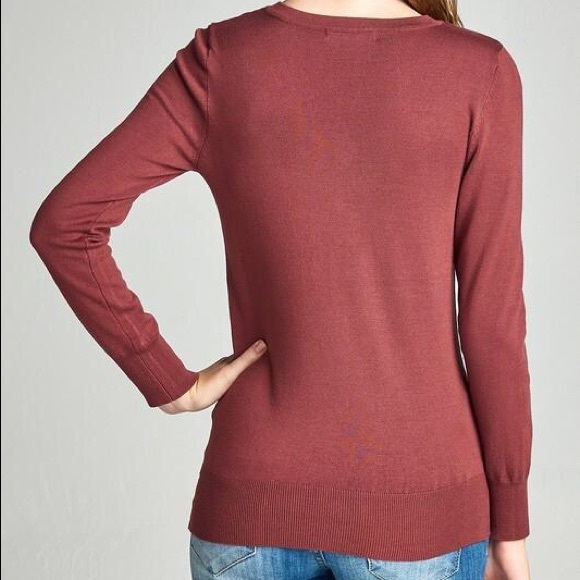 On HOLD Active USA V Neck Versatile Sweater - Picture 2 of 5